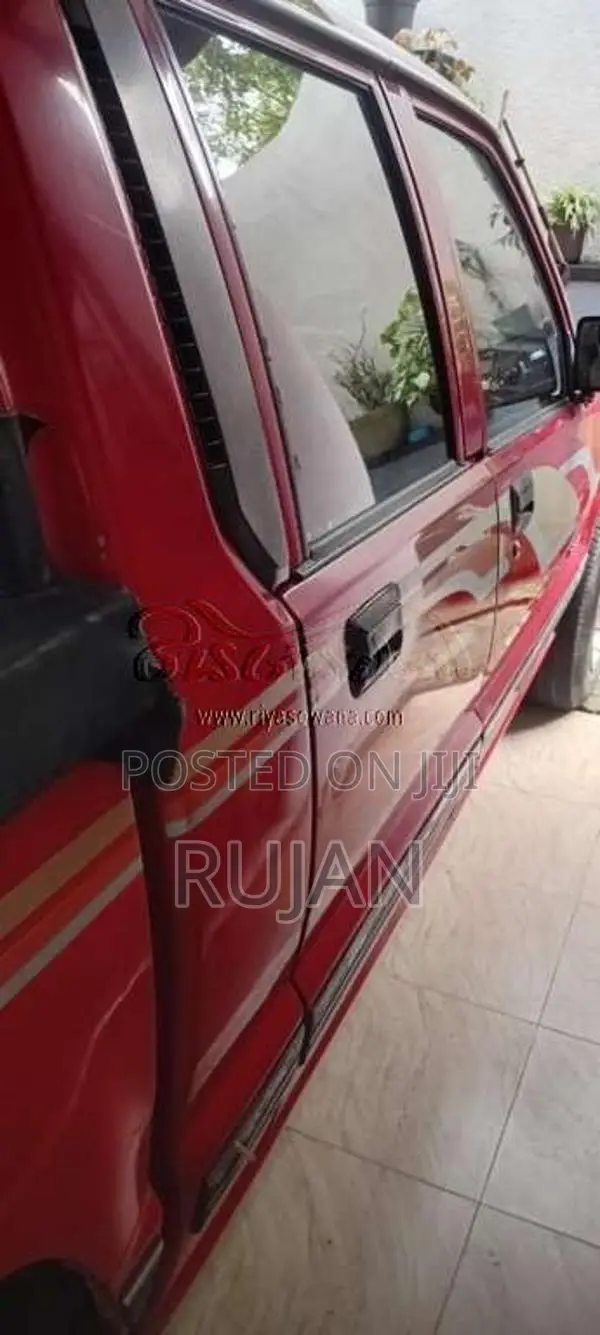 Nissan L200 2001 Pickup (Used)