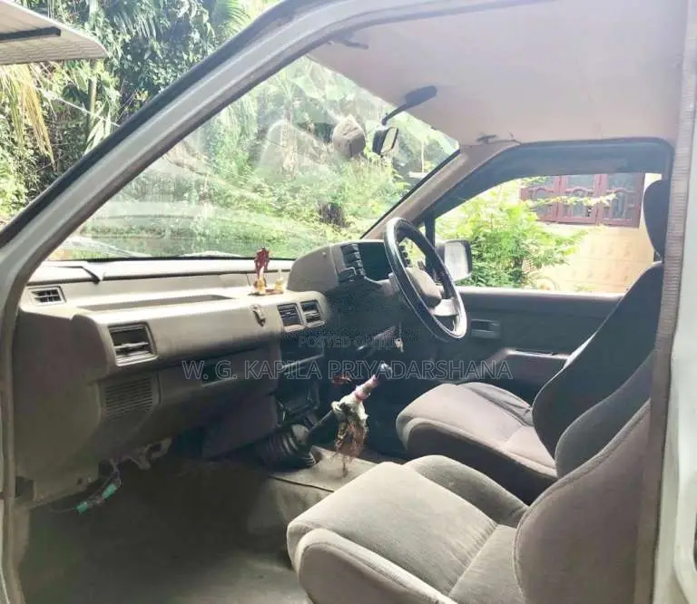 Isuzu Double Cab 1995 Pickup (Used)