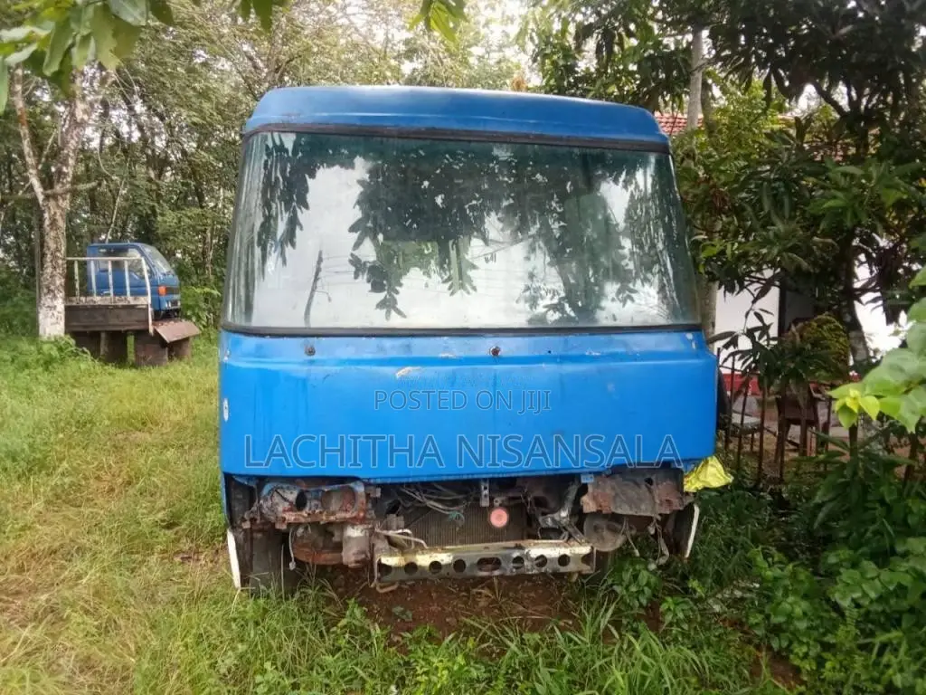 Toyota Coaster 1999 Bus (Used)