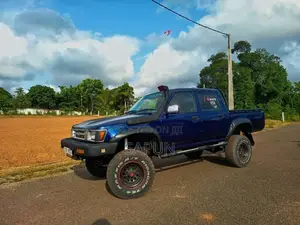 Toyota Hilux LN106 1kz 1989 Pickup (Used)