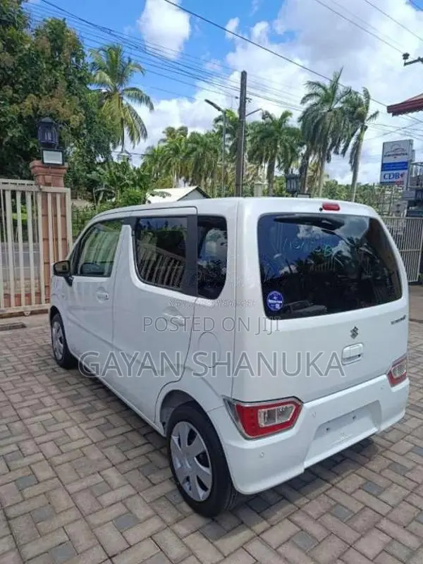 Suzuki Wagon R FX 2024 Car Unregistered (Recondition)