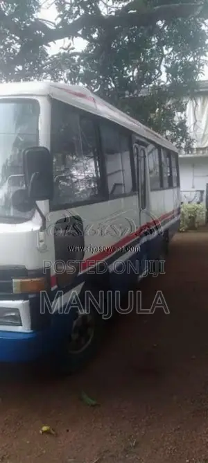 Toyota DCM 1991 Bus (Used)