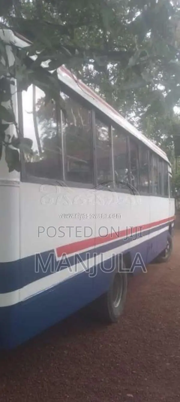Toyota DCM 1991 Bus (Used)
