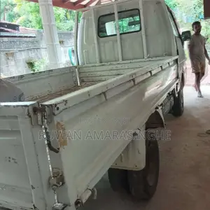 Mazda Bongo 2000 Lorry (Used)
