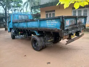 Isuzu NPR 1991 Lorry (Used)