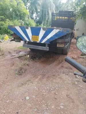 Ashok-Leyland Leyland 2005 Lorry (Used)
