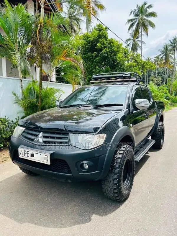 Mitsubishi L200 2012 Pickup (Used)
