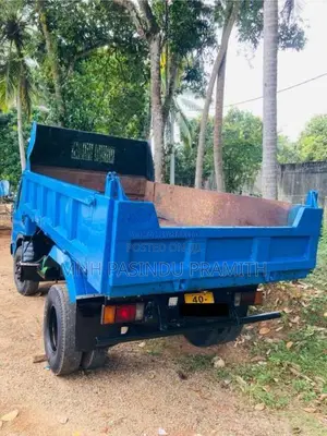 Isuzu Tipper 1979 Lorry (Used)