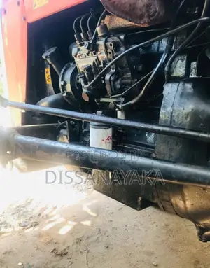 TAFE 270 1998 Tractor (Used)