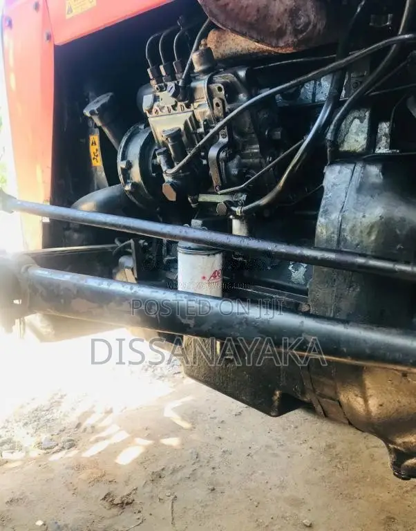 TAFE 270 1998 Tractor (Used)