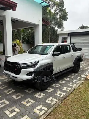 Toyota Hilux Z GR Sport 2023 Pickup (Used)
