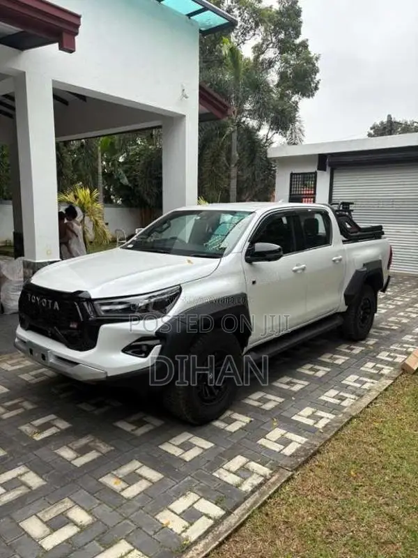 Toyota Hilux Z GR Sport 2023 Pickup (Used)