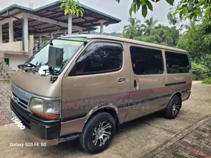 Toyota LH113 GL 1993 Van (Used)