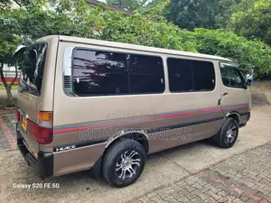 Toyota LH113 GL 1993 Van (Used)