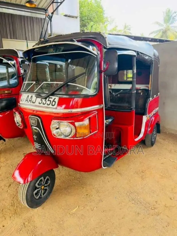 Bajaj RE 2013 Three Wheel (Used)