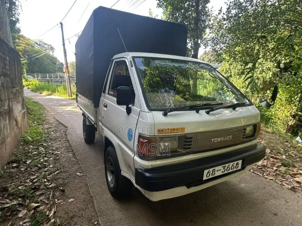 Toyota LiteAce 1994 Lorry (Used)