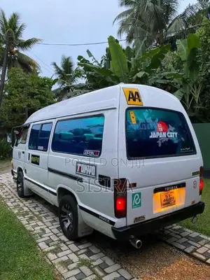 Toyota Shell 1990 Van (Used)