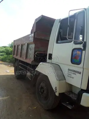 Ashok-Leyland CARGO 1613 2012 Lorry (Used)