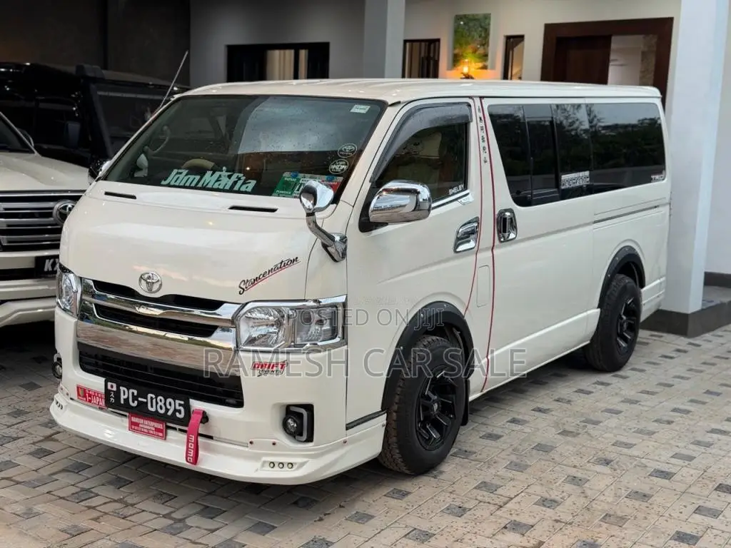 Toyota KDH 200 GL 2006 Van (Used)