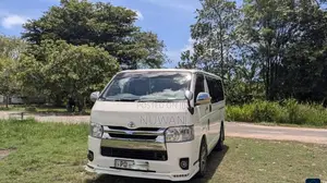 Toyota KDH 2008 Van (Used)