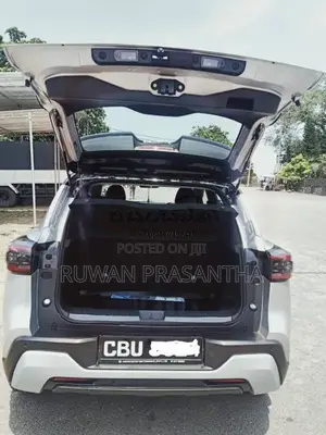 Nissan Magnite 2025 SUV (Used)