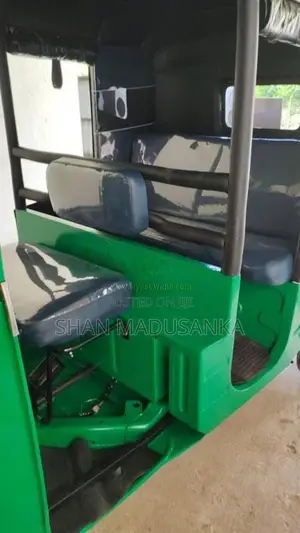 Bajaj 2 Stroke 2005 Three Wheel (Used)
