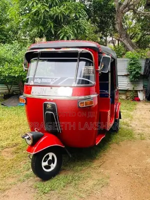 Bajaj RE 2004 Three Wheel (Used)