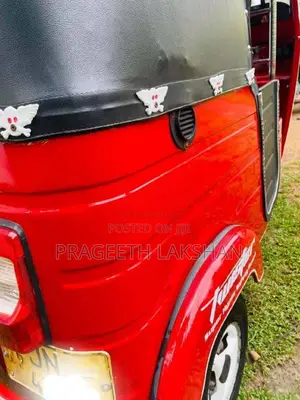 Bajaj RE 2004 Three Wheel (Used)