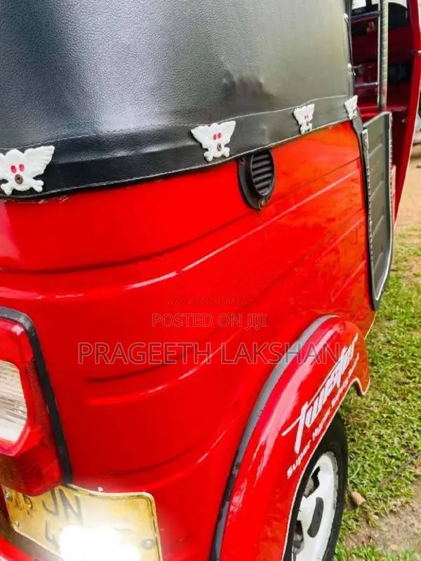 Bajaj RE 2004 Three Wheel (Used)