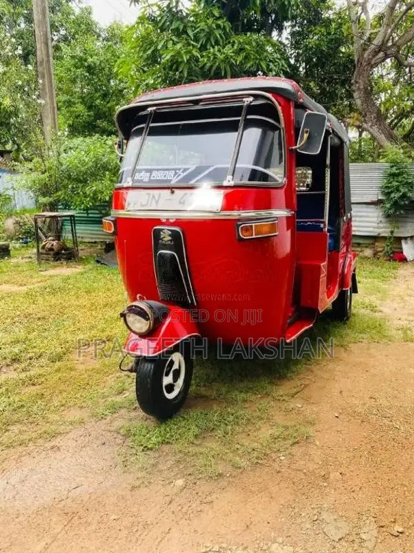 Bajaj RE 2004 Three Wheel (Used)