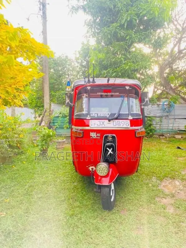 Bajaj RE 2004 Three Wheel (Used)