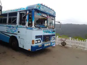 Eicher 54 2015 Bus (Used)