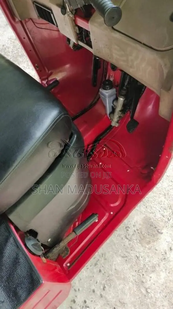 Bajaj 4 Stroke 2017 Three Wheel (Used)