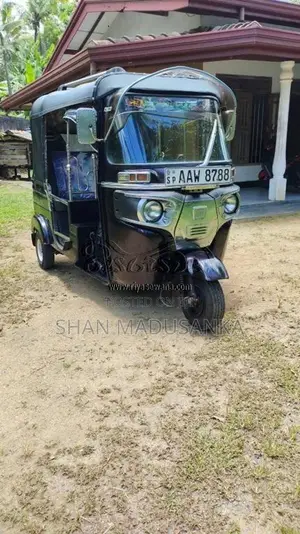 Bajaj 4 Stroke 2015 Three Wheel (Used)