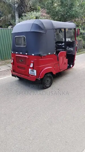 Bajaj 4 Stroke 2025 Three Wheel (Used)