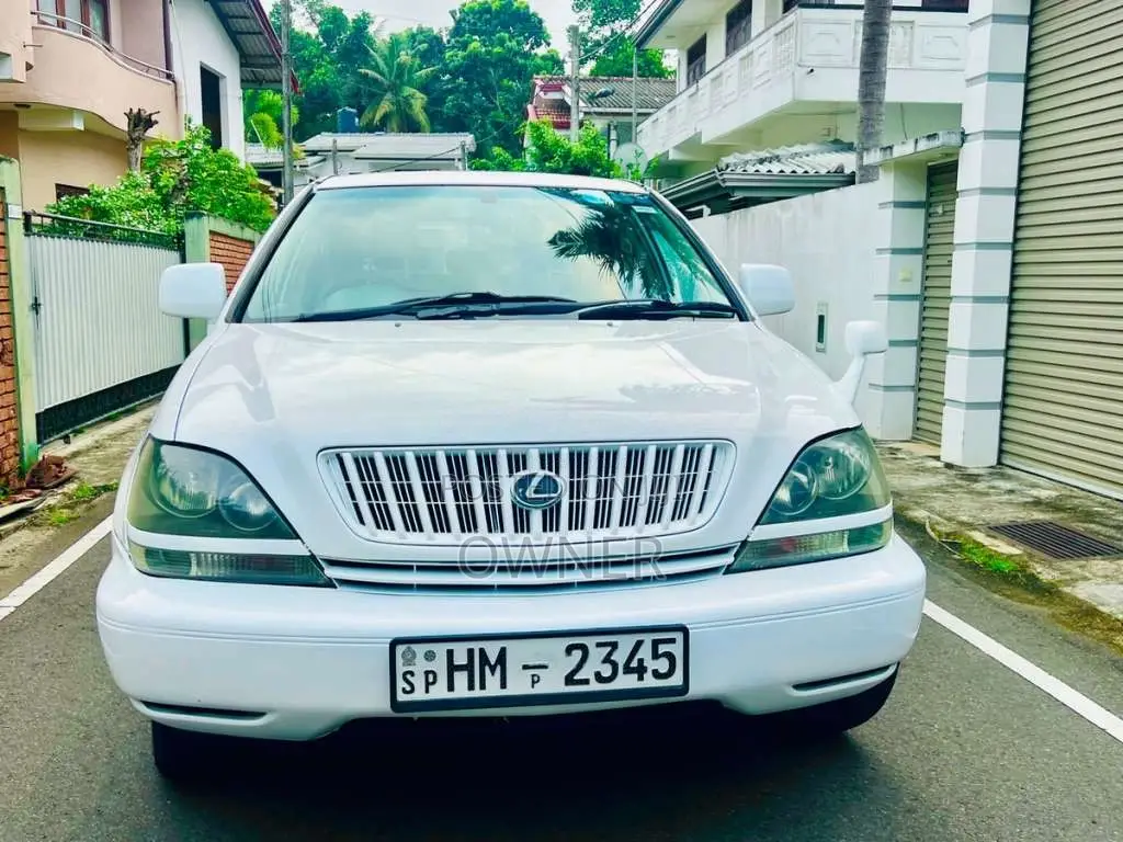 Toyota LEXUS LX 300 2000 SUV (Used)