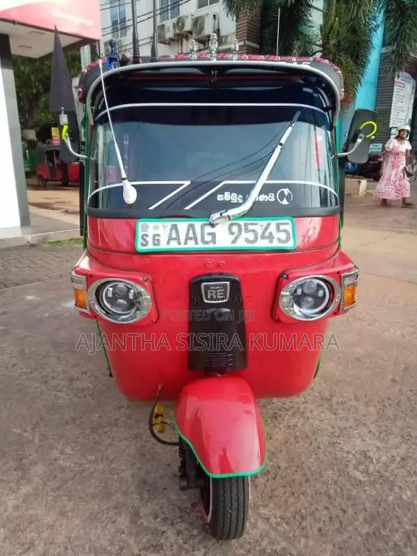 Bajaj 4 Stroke 2013 Three Wheel (Used)