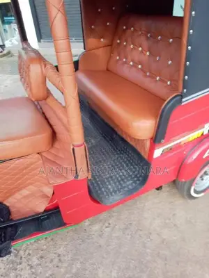 Bajaj 4 Stroke 2013 Three Wheel (Used)
