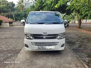 Toyota KDH 200 2007 Van (Used)