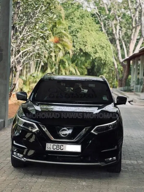 Nissan Qashqai 2018 SUV (Used)