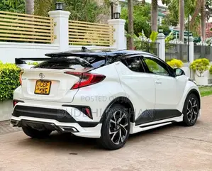Toyota CHR NGX 10 2018 SUV (Used)