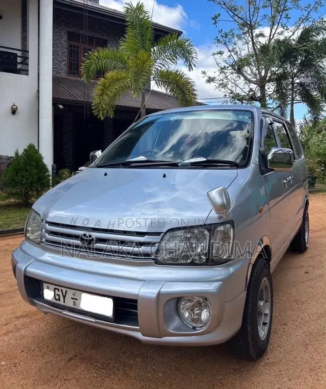 Toyota Noah KR42 1997 Van (Used)
