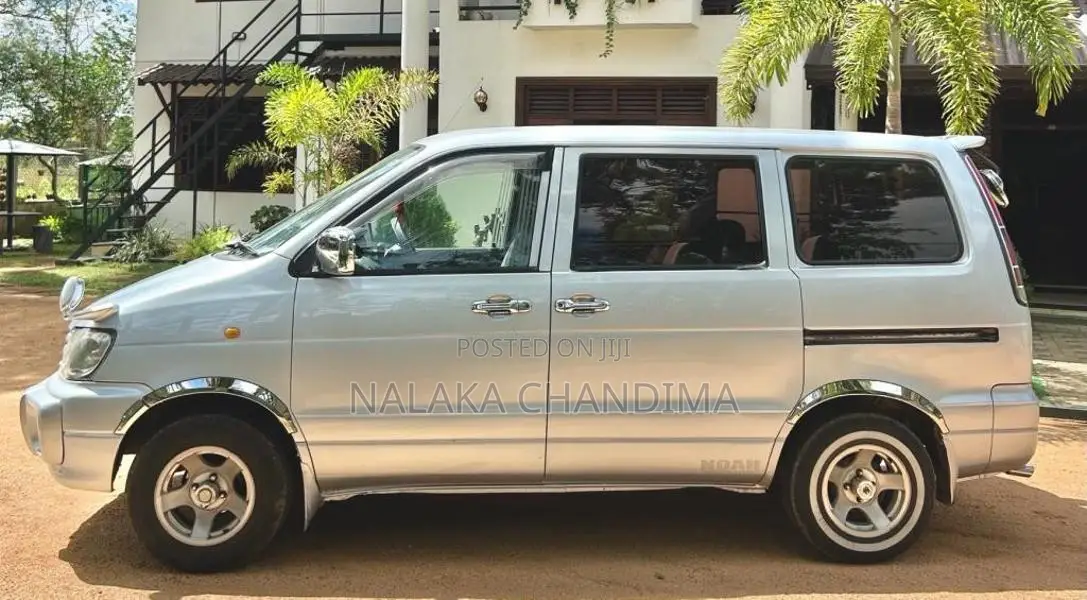 Toyota Noah KR42 1997 Van (Used)