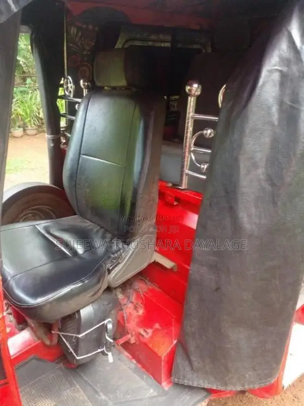 Piaggio Ape 2010 Three Wheel (Used)