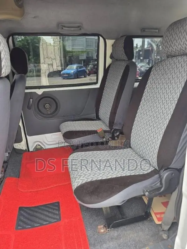 Micro Mpv 2015 Van (Used)