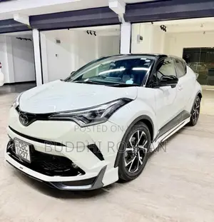Toyota CHR NGX50 2018 SUV (Used)