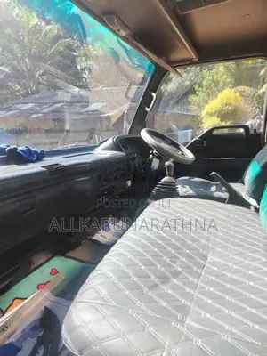 Nissan Lorry Nissan 1996 Lorry (Used)