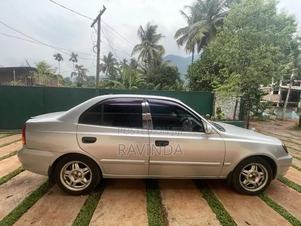 Hyundai Accent 2002 Car (Used)