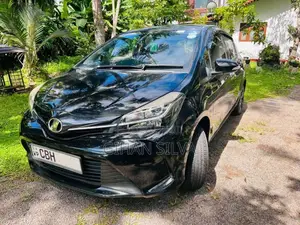 Toyota Vitz LED 2016 Car (Used)