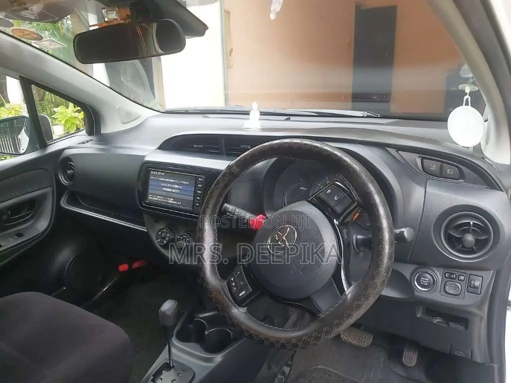 Toyota Vitz 2019 Car (Used)
